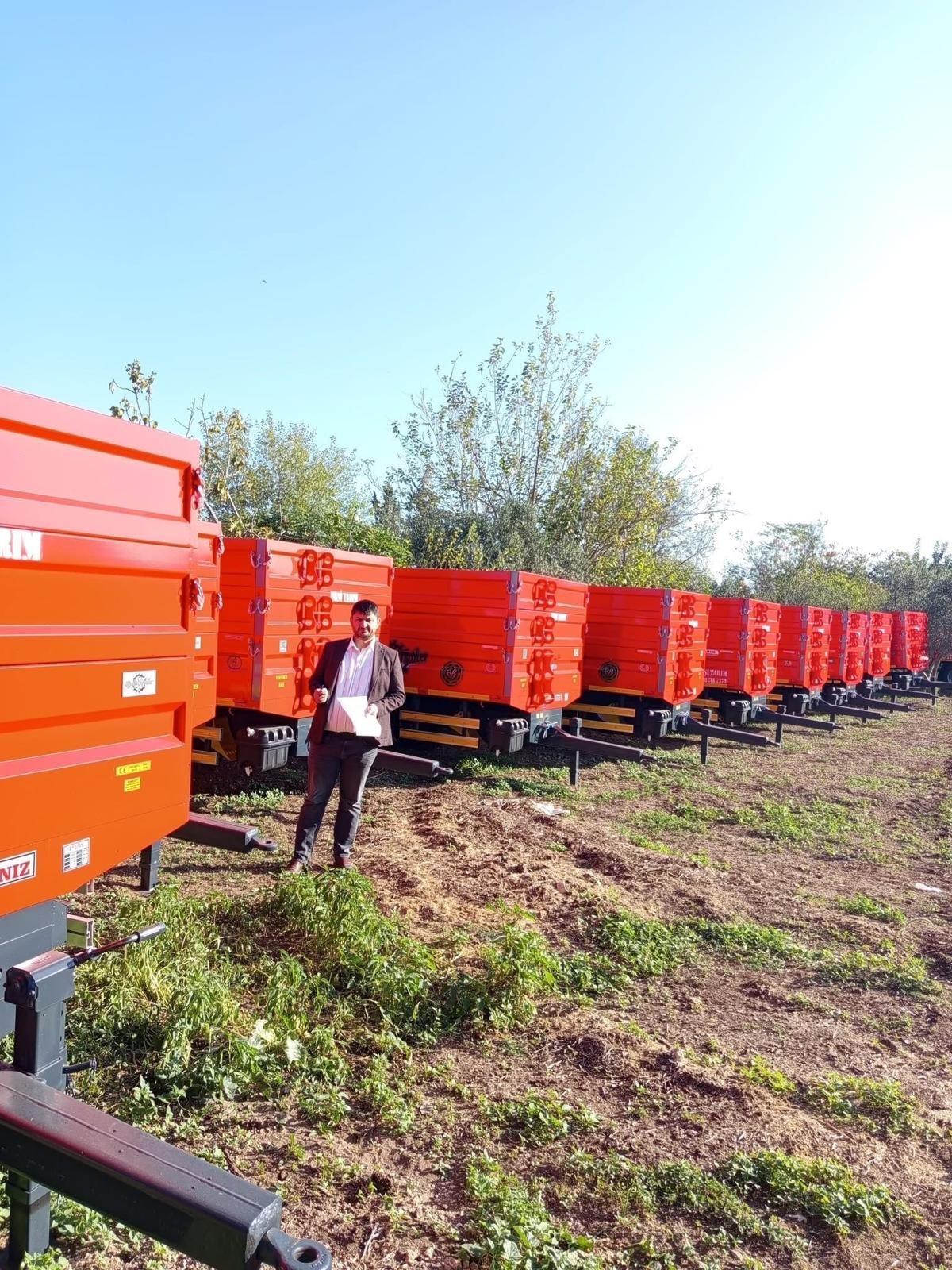 OSMANİYE İLİ DAMIZLIK KOYUN KEÇİ YETİŞTİRİCİLERİ BİRLİĞİNDEN TARIM RÖMORKU VE SU TANKERİ HİZMETİ…